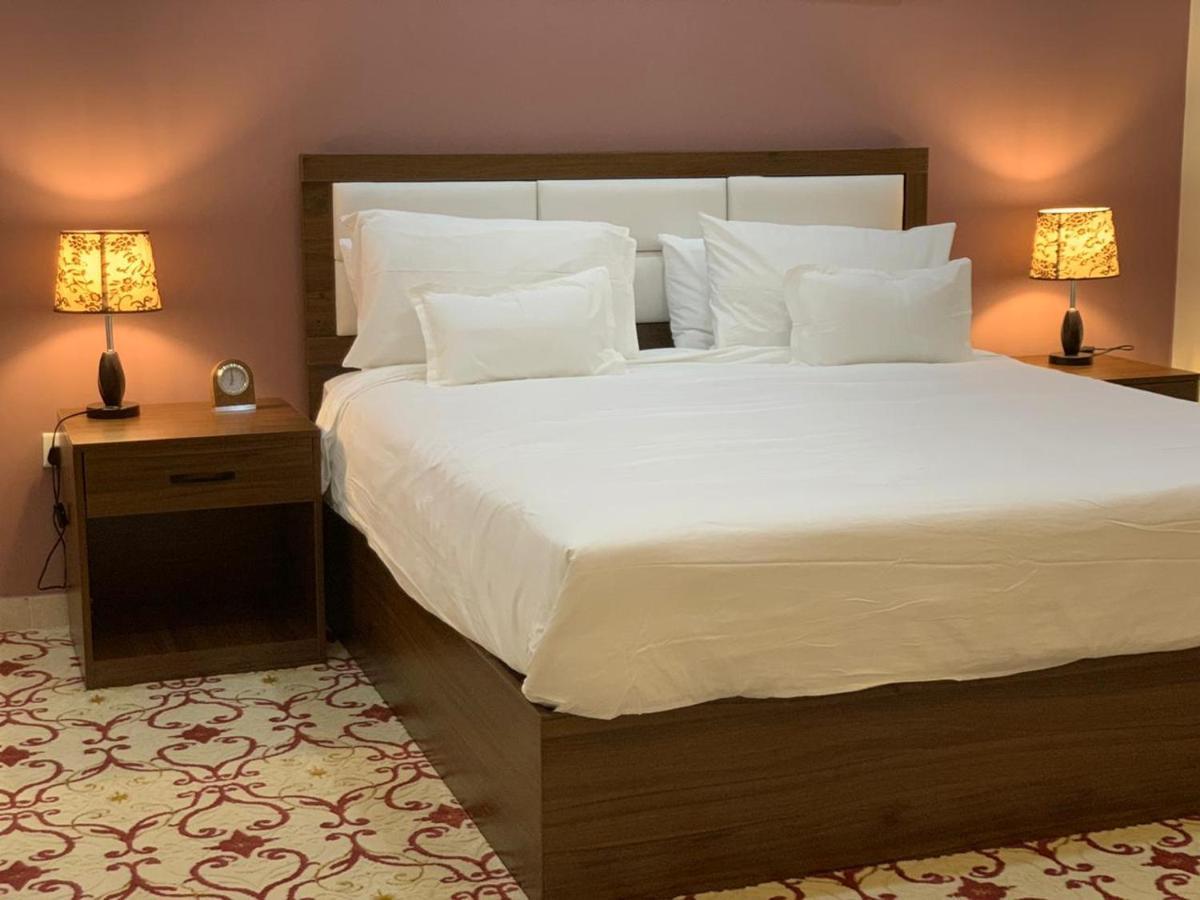 Business Tower Hotel Bisha Esterno foto